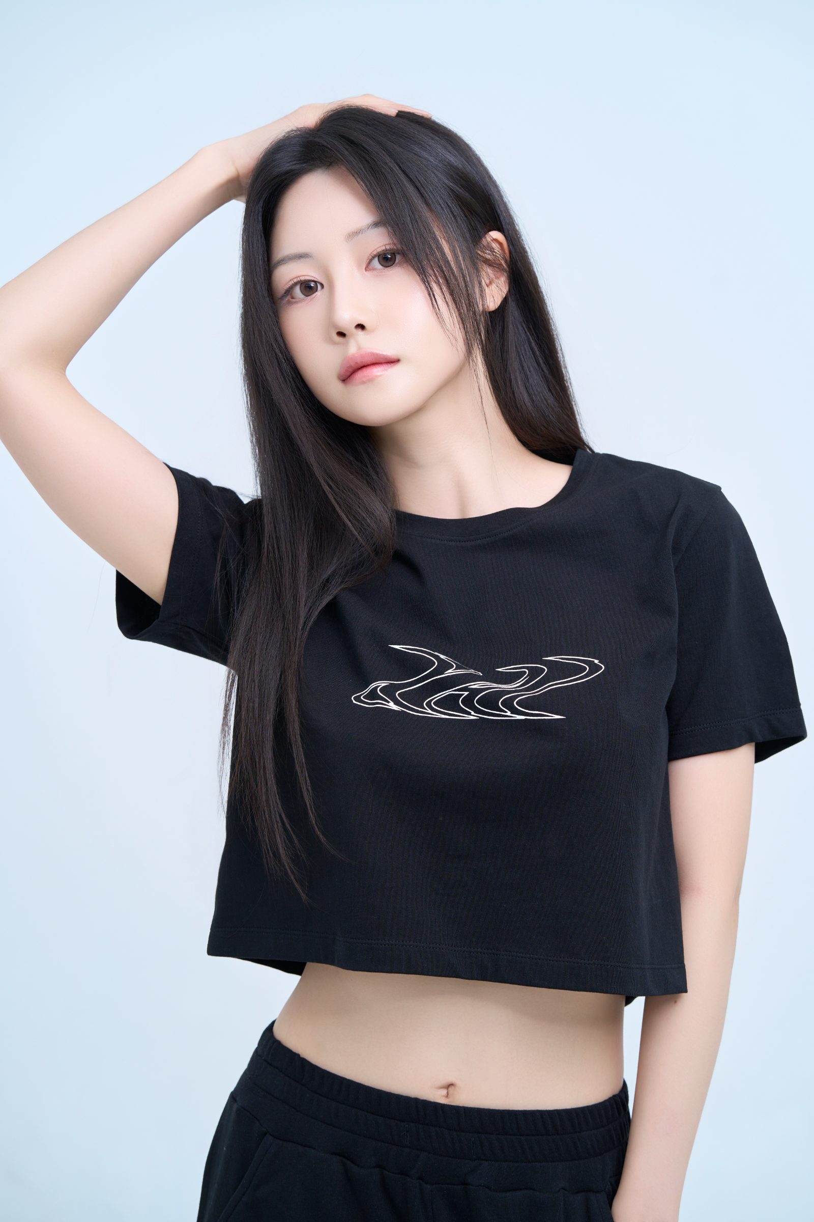 πππ Women Signature Logo Crop T-shirt - Black 4